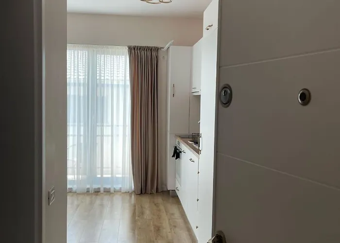 Ayan Apartament *